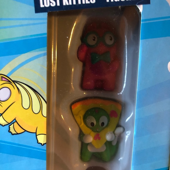 Lost Kitties Board Game Bonus 4 Exclusive Figures Ages 5+ 2-4 Players by Hasbro - Picture 10 of 11